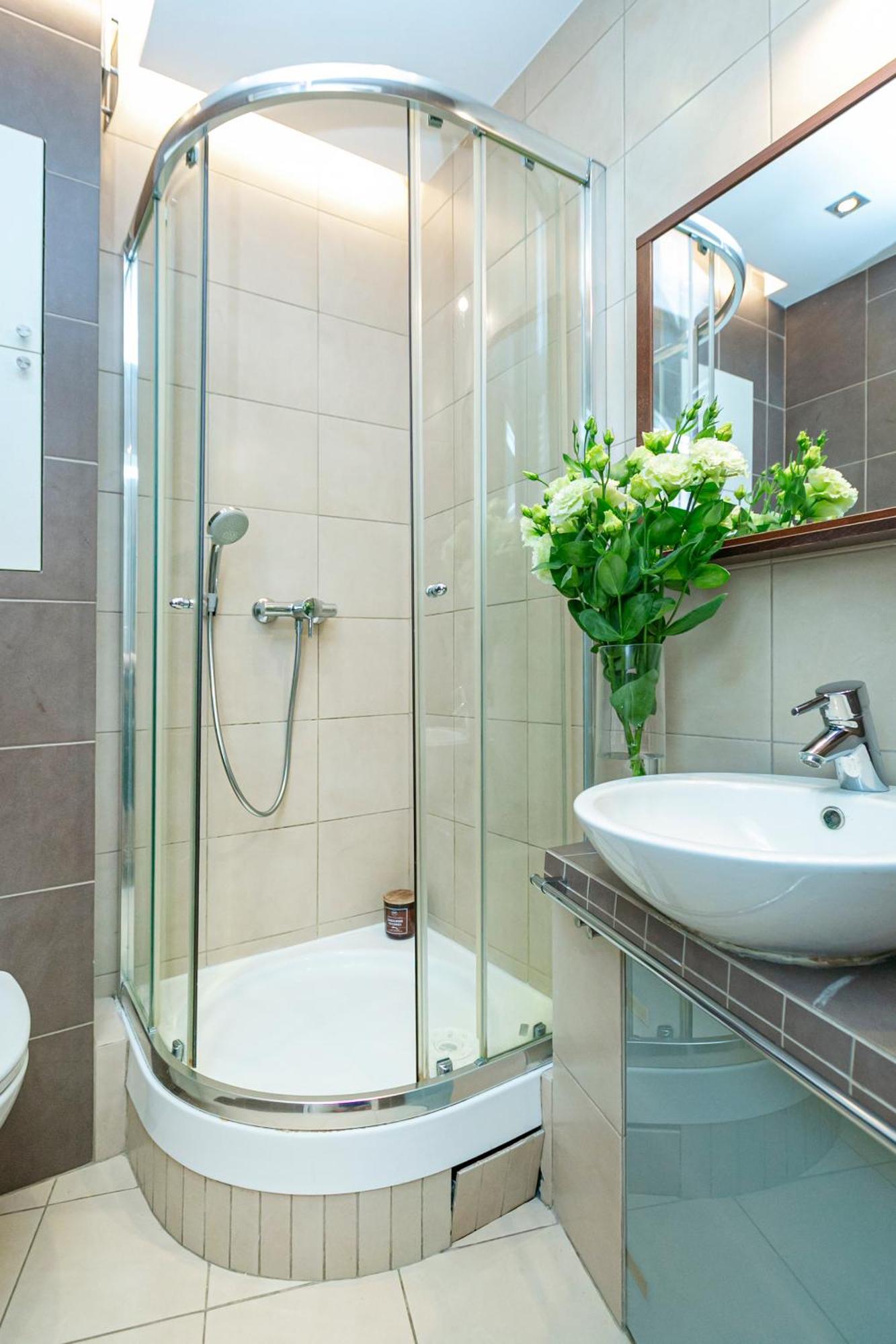Apartament Wilcza 10 - Bezplatny Parking - Free Parking - Better Warszawa